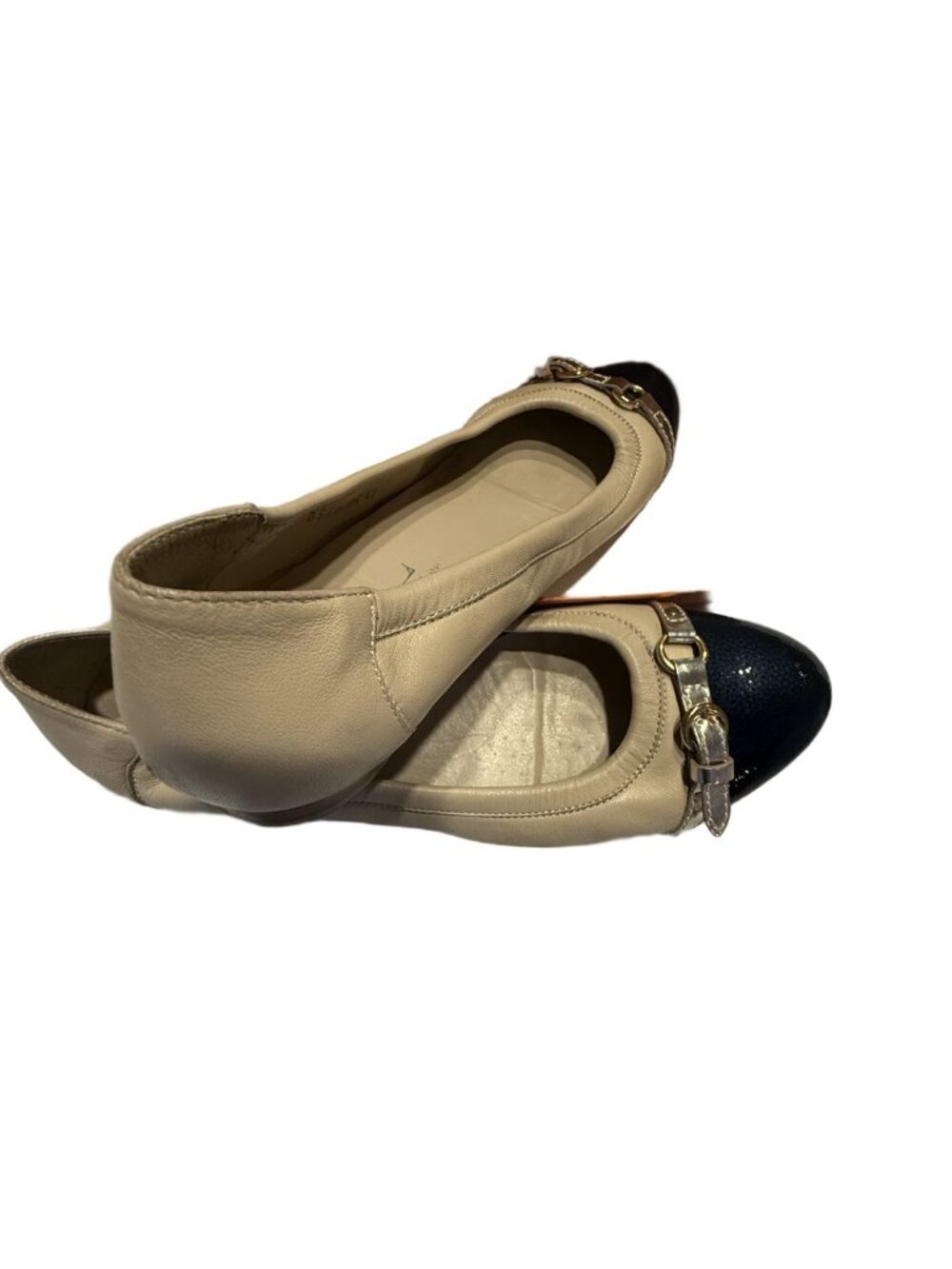 AGL Attilio Giusti Leombruni Nude Leather Cap Toe Flats — Size 11 / EU 42